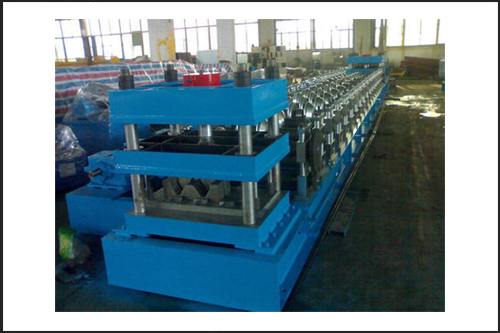 Guardrail Roll Forming Machine